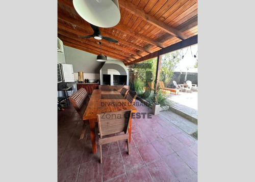 Casa A La Venta En La Reja, Moreno