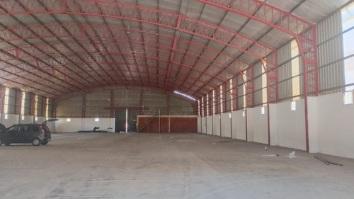 Nave Log/ Industrial 2.400 M2 - Predio Privado