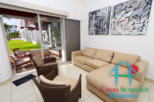 Cad Vindeza A 01. Terraza Con Salida Y Acceso A Jardín Y Albercas