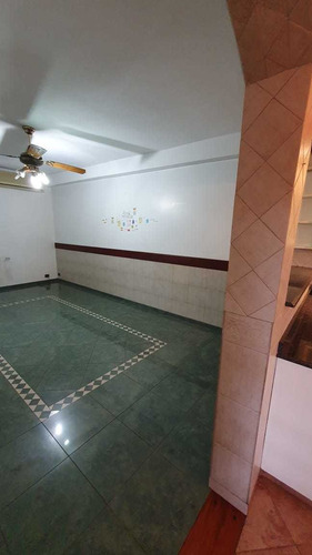 Imagen 6 de 14 de Venta Casa 3 Amb. Con Cochera
