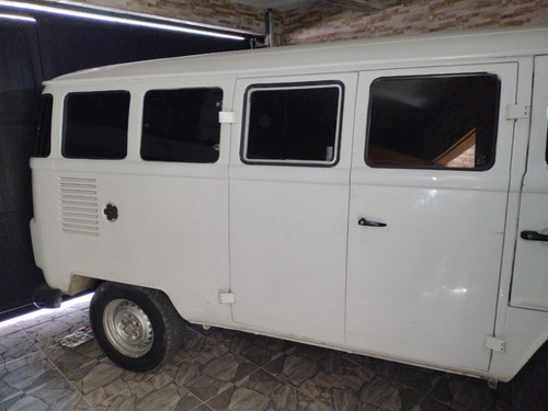 Imagem 3 de 5 de Kombi Volkswagen 1.6 Branca 94'