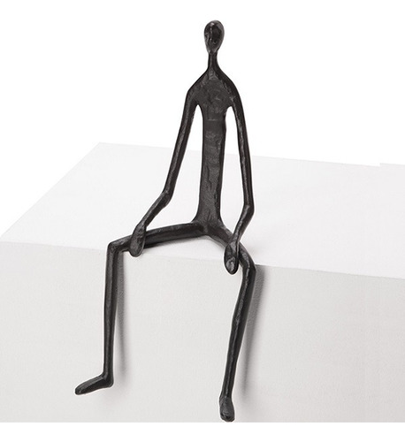 Escultura Decorativa Homem Em Metal Preto Mart