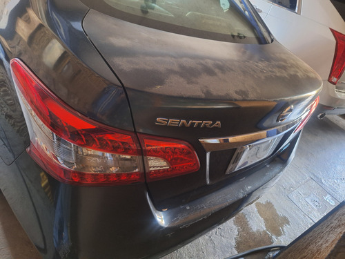 Nissan Sentra 1.8 Sense Mt