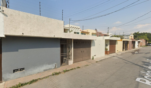 Lujosa Casa En Jiutepec Centro Remate Bancario En La Zona Metropolitana De Cuernavaca Perfecta Inversión Adquiere Tu Patrimonio Hasta En Un 30% De Descuento Sk15