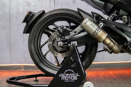 Bajaj Dominar 400 2022