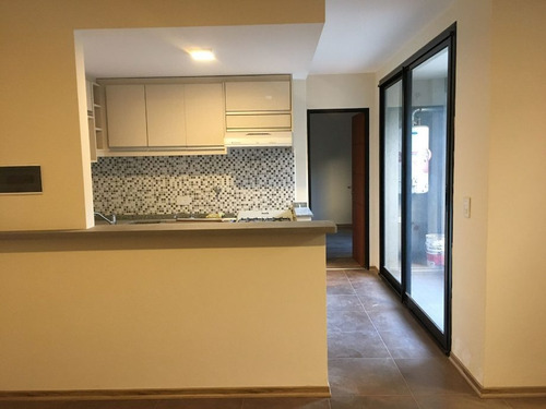 Imagen 11 de 14 de Departamento Tipo Casa En Permuta En Remedios De Escalada Este