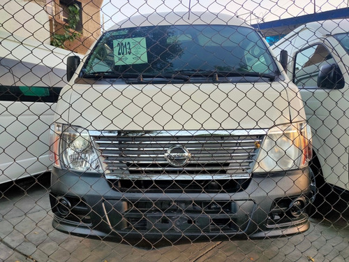 Imagen 3 de 11 de Nissan Urvan Panel Toldo Alto T/m A/a Diesel 2013