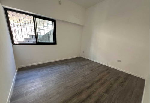Casa 3 Amb Reciclada Con Terraza Y Quincho-permuta
