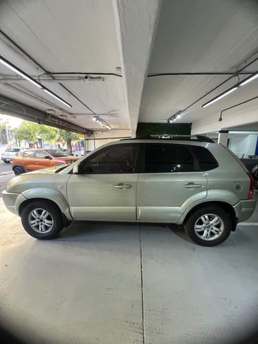 Hyundai Tucson 2.0 N 2wd Mt