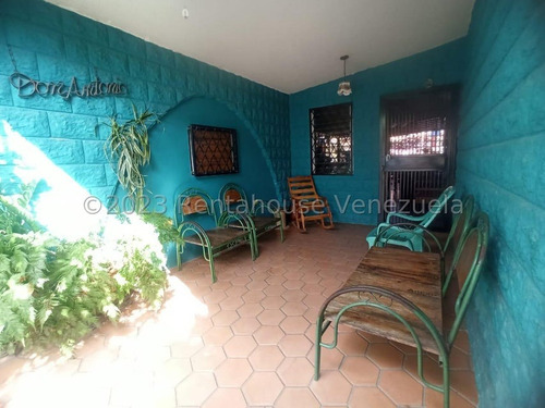 -- Casa En Venta En El Recreo Cabudare R E F  2 - 4 - 1 - 1 - 2 - 3 - 2 Mehilyn Perez --