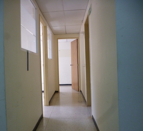 Imagen 7 de 18 de Alquiler Oficina En La Campiña. Consta De 68m2,