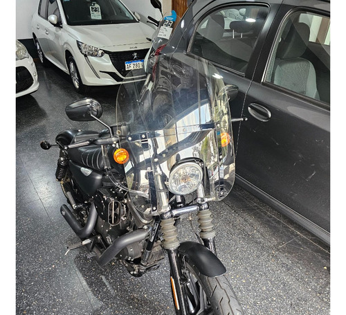 Harley Davidson 883 Iron 2018