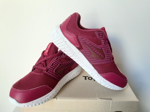 Zapatillas Topper Routine Kids. Talle 33. Zona Olivos.