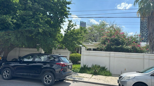 Casa En Venta En Miravalle En Monterrey