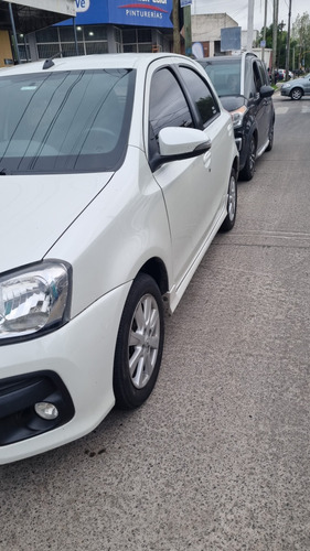 Toyota Etios 1.5 Sedan Xls l18