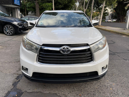 Imagen 8 de 15 de Toyota Highlander 2015