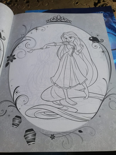 Lote Para Colorear Rapunzel Intensamente (Usado)