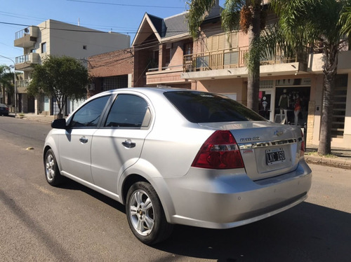 Imagen 4 de 6 de Chevrolet Aveo