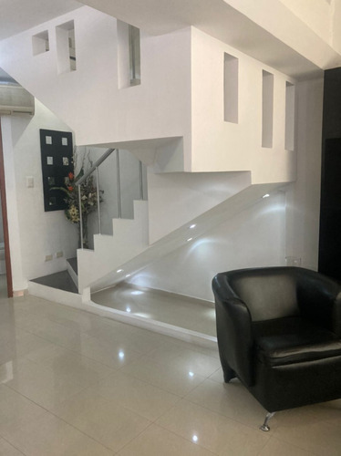 Imagen 11 de 26 de Sky Group Vende Townhouse En Res. Antares Homes, Mañongo, Valencia Plph-259