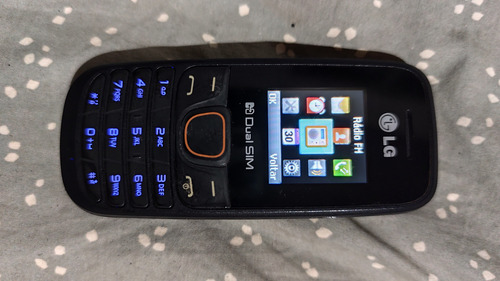 Celular Lg A275 Antena Rural Rádio Fm E Lanterna 2 Por 1 Preto (Usado)