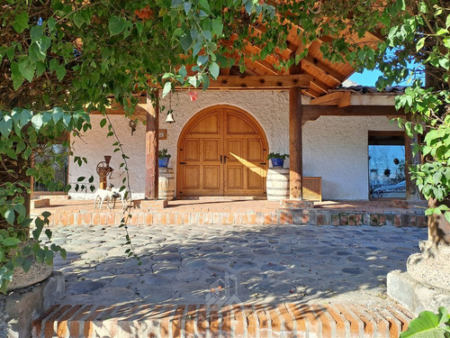 Buin Casona Estilo Chilena Condominio Hasparren