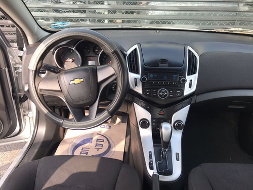 Imagen 8 de 10 de Chevrolet Cruze 2016 1.8 Ls At