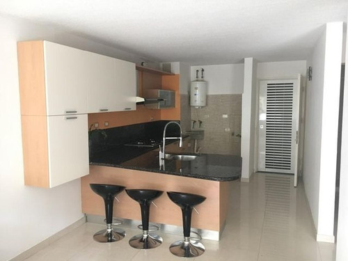 Imagen 3 de 13 de Mls #21-25287 Se Vende Bonito Apto En El Encantado Fibr 0414 3111247