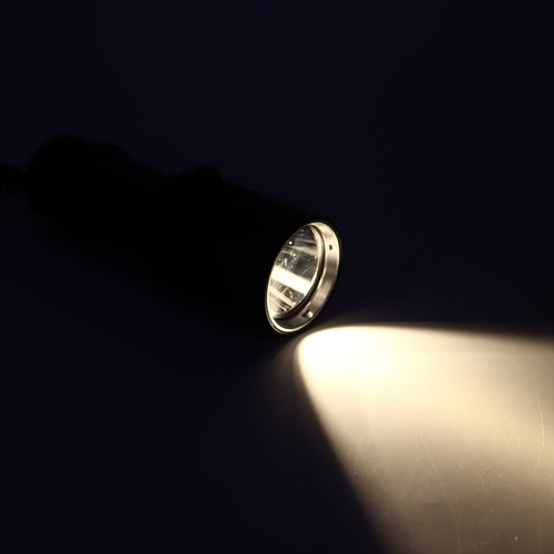 Luz De Mergulho Ipx8 Impermeável 1500lm Iluminação Amarela