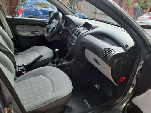 Imagen 14 de 23 de Peugeot 206
