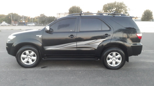 Toyota Sw4 3.0 Srv Cuero I 171cv 4x4 2011