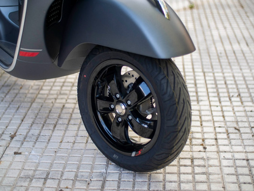 Imagen 18 de 24 de Vespa Gts 300 Super Sport Entrega Inmediata