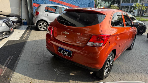 Chevrolet Onix Onix 1.0 LT SPE/4