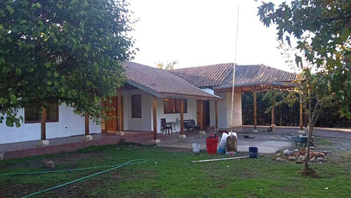 Gran Precio. Casa En Parcela (72901)