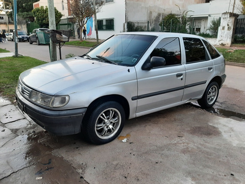 Volkswagen Pointer 1.8 Cli