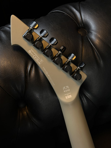 Guitarra Esp Ltd Snakebyte Camo - Kuiu Camo Satin