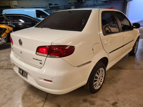 Fiat Siena 1.4 Attractive Active C/gnc 2011