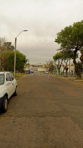Imagen 12 de 15 de En Venta Casa De Dos Dormitorios En Colonia Del Sacramento