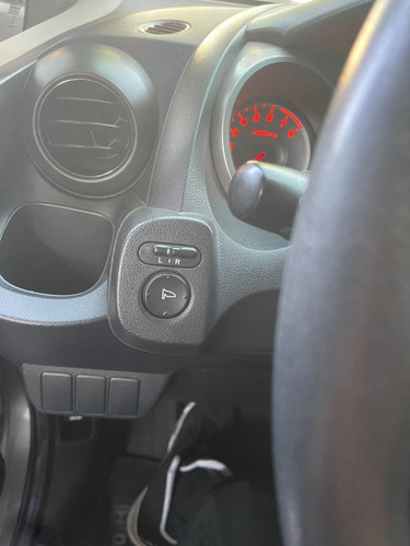 Imagem 10 de 10 de Honda Fit 2014 - 1.4