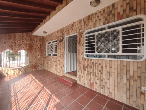 Casa En Venta En Aniversario I. Cod V28905