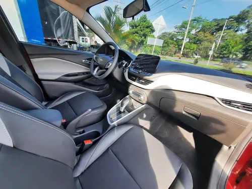 Chevrolet Onix 1.0T Premier Sedan At