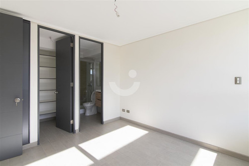 Departamento En Venta De 1 Dorm. En Macul