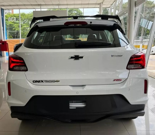 Chevrolet Onix 5 Puertas Rs 1.0 Nafta Manual Hatchback 2024
