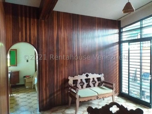 Imagen 13 de 30 de Casa En Venta En Barquisimeto. Zona Centro, Selena Pacheco Tlf. 04245197639. Cód. 21-19623. Lara, Venezuela