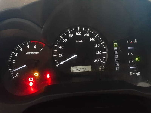 Imagem 4 de 12 de Toyota Hilux 2.7 Cd Sr 4x2 2014