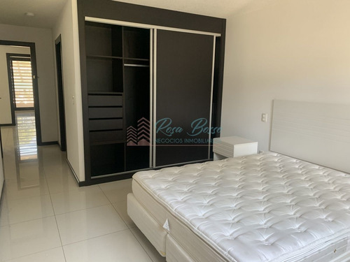 Imagen 13 de 23 de Espectacular Apartamento En Venta