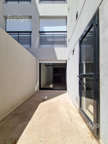 Venta Monoambiente A Estrenar Con Patio Exclusivo Y Parrillero