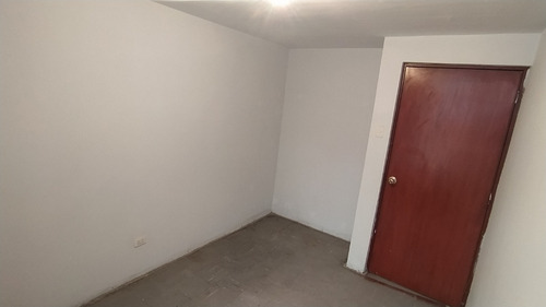 Imagen 5 de 10 de En Venta Casa Amplia En Carabayllo Urb. Santa Isabel