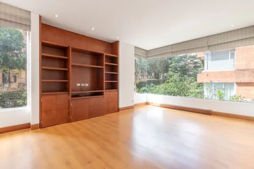 Apartamento En Arriendo/venta En Los Rosales. Cod A23453