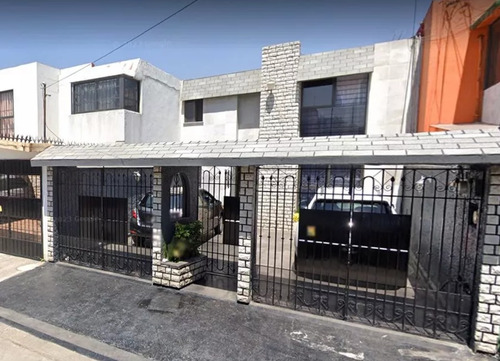 Casa En Remate En San Juan 236, Valle Dorado, Tlalnepantla