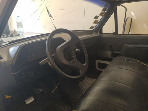 Imagen 8 de 8 de Ford 4000